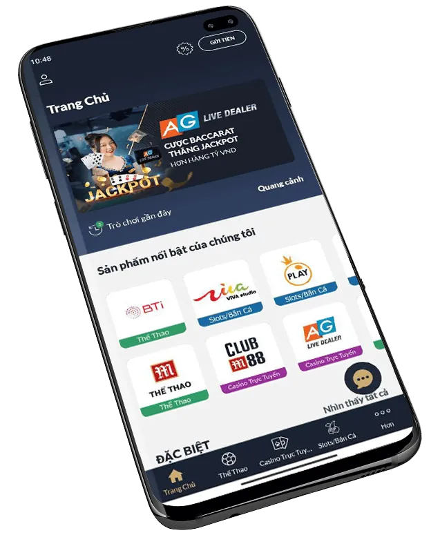 Người dùng đang sử dụng ứng dụng di động Big79 để cá cược thể thao